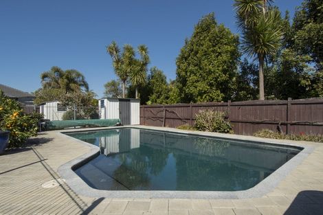 Photo of property in 24 Saint Heliers Place, Papamoa Beach, Papamoa, 3118