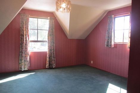 Photo of property in 5 Siska Place, Upper Riccarton, Christchurch, 8041