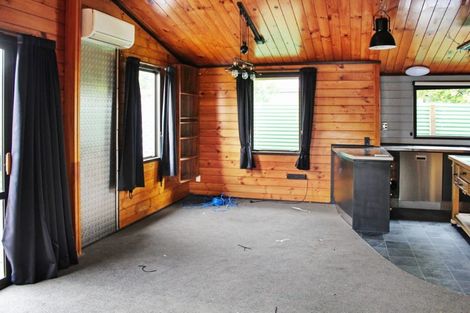 Photo of property in 21 Rosedale Crescent, Cloverlea, Palmerston North, 4412