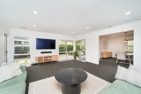 Photo of property in 8 Aintree Crescent, Awapuni, Palmerston North, 4412