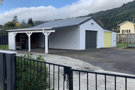 Photo of property in 24 Farmer Street, Te Aroha, 3320