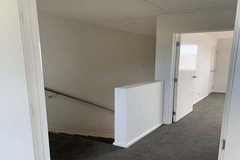 Photo of property in 41 Clay Works Lane, New Lynn, 0600