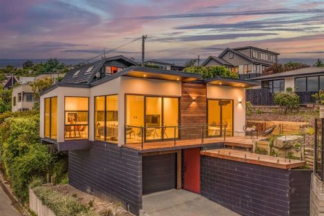 Photo of property in 6a Millhill Lane, Huntsbury, Christchurch, 8022