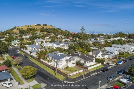 Photo of property in 1 Empire Road, Devonport, Auckland, 0624