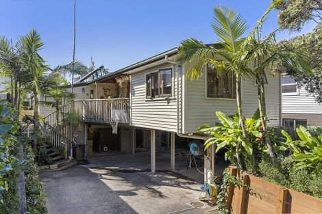 Photo of property in 49 Oceanview Road, Mount Maunganui, 3116