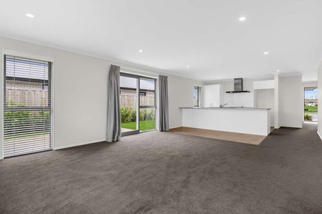 Photo of property in 90 Broadway Parade, Rolleston, 7615