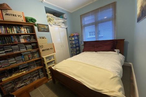 Photo of property in 387 Muritai Road, Eastbourne, Lower Hutt, 5013