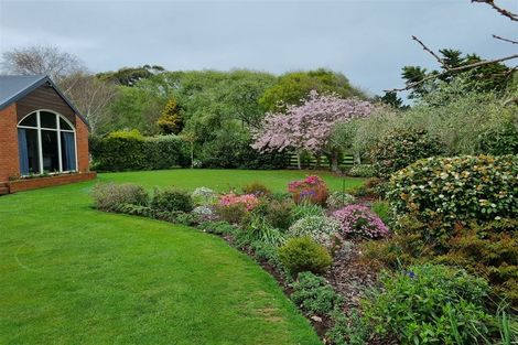 Photo of property in 62 School Road, Te Horo, Otaki, 5582