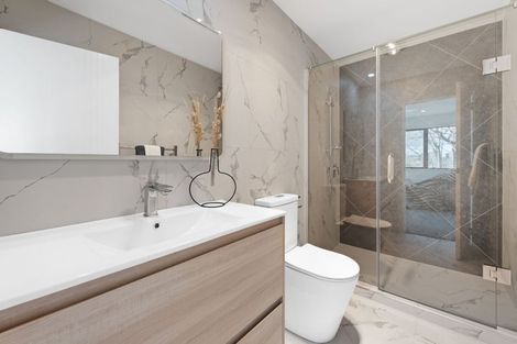 Photo of property in 28a Studfall Street, Pakuranga Heights, Auckland, 2010