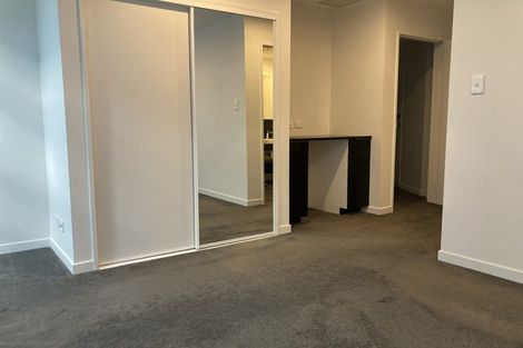 Photo of property in Pinnacle Apartments, E604/160 Victoria Street, Te Aro, Wellington, 6011