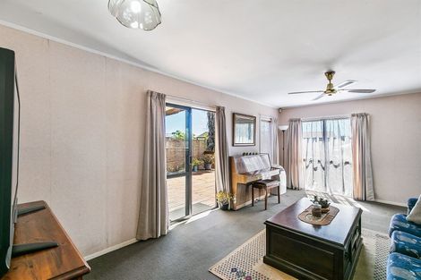 Photo of property in 123 Sykes Road, Weymouth, Auckland, 2103