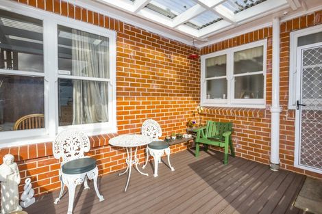 Photo of property in 70 Pine Avenue, Ebdentown, Upper Hutt, 5018