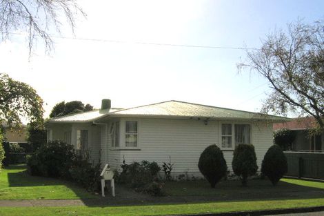 Photo of property in 27 Mcdonald Street, Taita, Lower Hutt, 5011