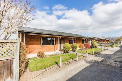 Photo of property in 2/83 Hoon Hay Road, Hoon Hay, Christchurch, 8025