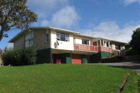 Photo of property in 49 Whaka Street, Maungaturoto, 0520