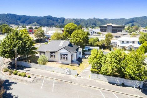 Photo of property in 30 Granville Street, Silverstream, Upper Hutt, 5019