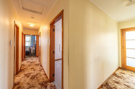 Photo of property in 6 Omori Place, Castlecliff, Whanganui, 4501