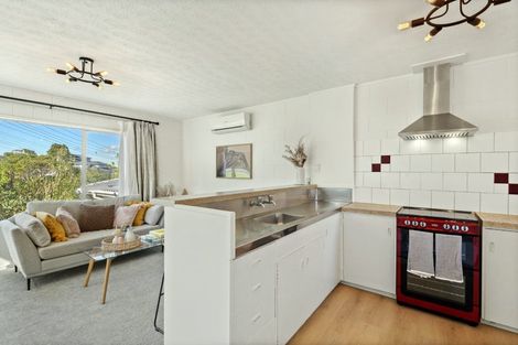 Photo of property in 1/92 Lake Road, Northcote, Auckland, 0627