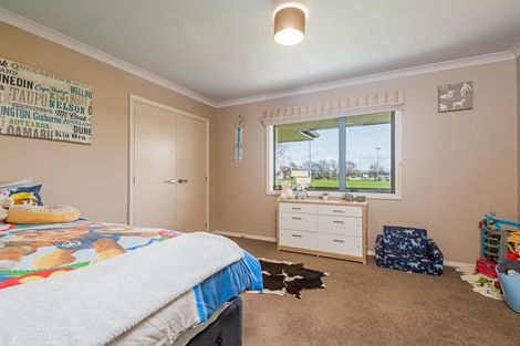 Photo of property in 16 Kauri Place, Pahiatua, 4910
