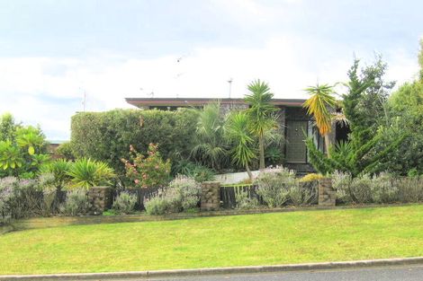 Photo of property in 7 Shelly Bay Road, Beachlands, Auckland, 2018