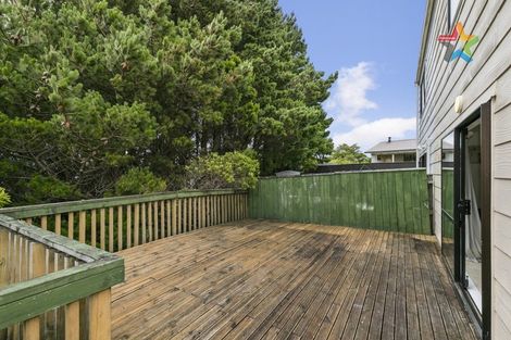 Photo of property in 6a Mossburn Grove, Kelson, Lower Hutt, 5010