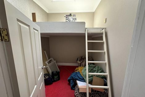 Photo of property in 6-10 Mudges Terrace, Newtown, Wellington, 6021