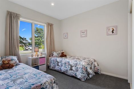 Photo of property in 48 Oakwood Drive, Rangiora, 7400