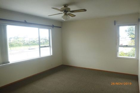 Photo of property in 7 Marewa Street, Te Atatu South, Auckland, 0610