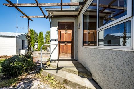 Photo of property in 5 Hawkswood Street, Waiau, 7332