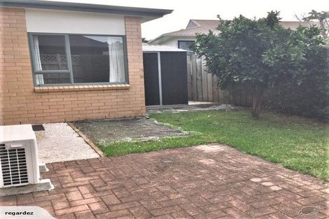 Photo of property in 4 Wakaroa Avenue, Te Atatu Peninsula, Auckland, 0610