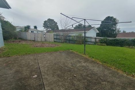 Photo of property in 4 Backhurst Grove, Massey, Auckland, 0614