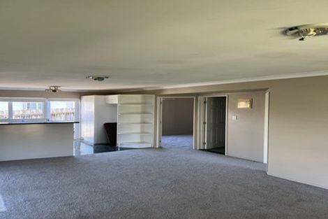 Photo of property in 36 Hugh Green Drive, Pinehill, Auckland, 0632