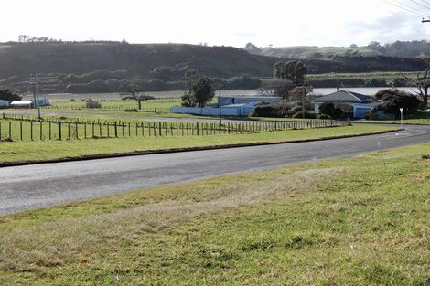 Photo of property in 13 Stafford Street, Patea, 4520
