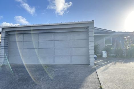 Photo of property in 28 Kentigern Close, Pakuranga, Auckland, 2010