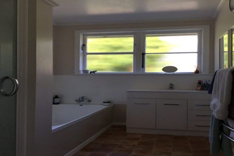 Photo of property in 153 Riverside Drive, Waiwhetu, Lower Hutt, 5010