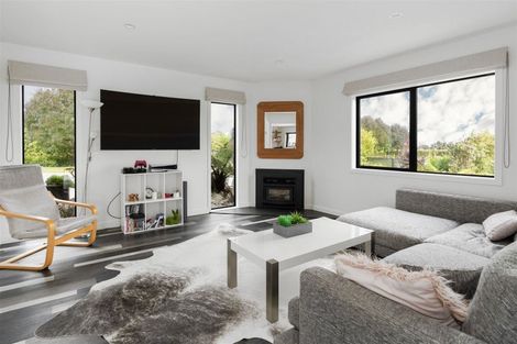 Photo of property in 24 Ivy Lane, Ohau, Levin, 5570