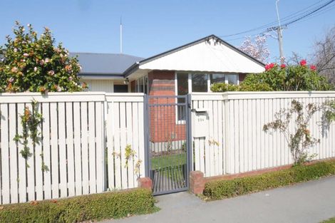 Photo of property in 2/224 Ilam Road, Ilam, Christchurch, 8041