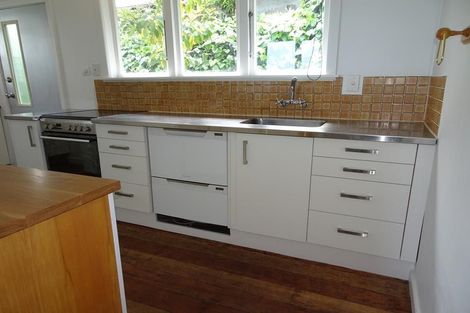 Photo of property in 38 Guys Hill Road, Hospital Hill, Napier, 4110