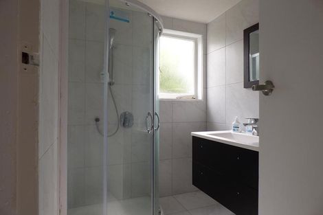 Photo of property in 12 Seabreeze Road, Narrow Neck, Auckland, 0624