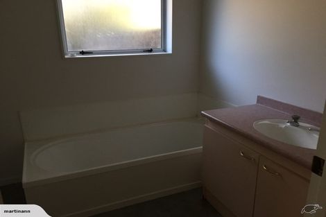 Photo of property in 9 Laura Kent Place, Woolston, Christchurch, 8023