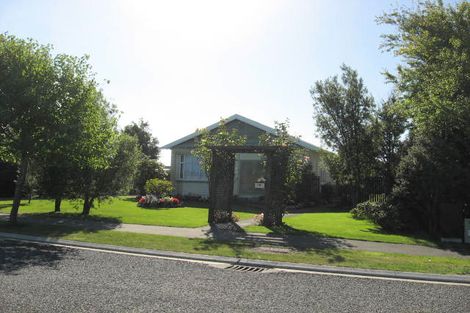 Photo of property in 43 Selwyn Street, Leeston, 7632