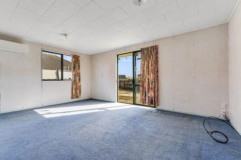 Photo of property in 8a Willis Street, Bader, Hamilton, 3206