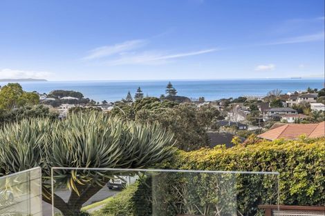 Photo of property in 30 Mayfair Crescent, Mairangi Bay, Auckland, 0630