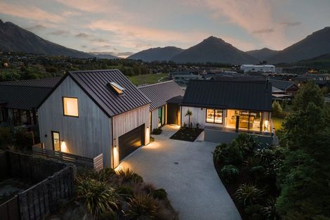 Photo of property in 1 Torridon Court, Jacks Point, Queenstown, 9371
