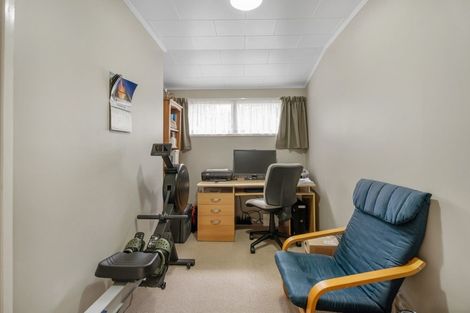 Photo of property in 10 Tirita Street, Kawaha Point, Rotorua, 3010