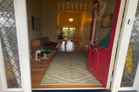 Photo of property in 8 Dodson Avenue, Milford, Auckland, 0620