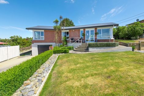 Photo of property in 98 Frank Street, Gore, 9710