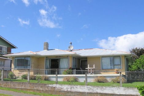 Photo of property in 13 Hinerau Grove, Waipahihi, Taupo, 3330