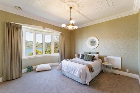 Photo of property in 21 Adderley Terrace, Ravensbourne, Dunedin, 9022