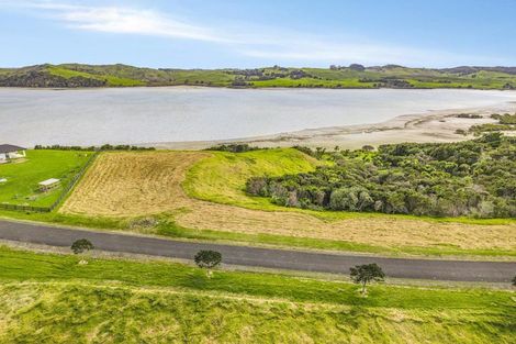 Photo of property in 53 Hinamoki Drive, Kaiwaka, 0573